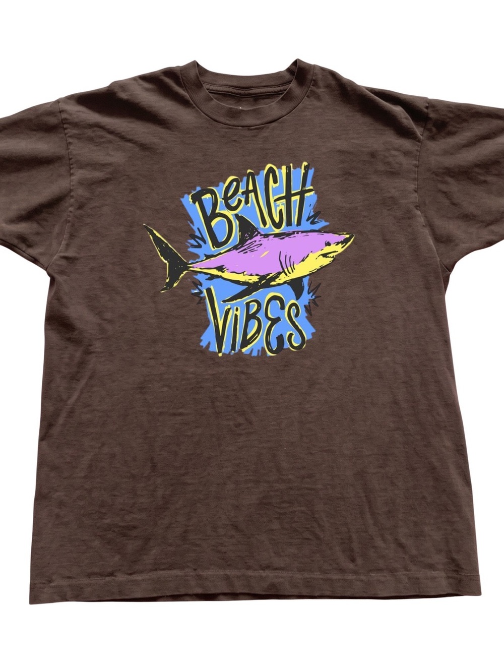 Gildan Beach Vibes Fish Graphic T-Shirt